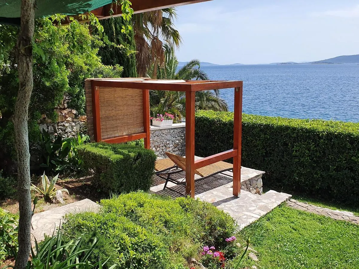 Beach Apartment More Seget Vranjica