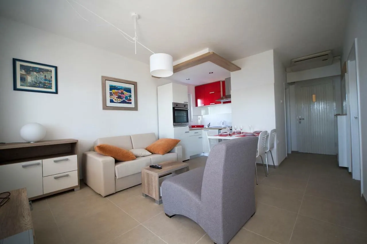 Beach Apartment More Seget Vranjica