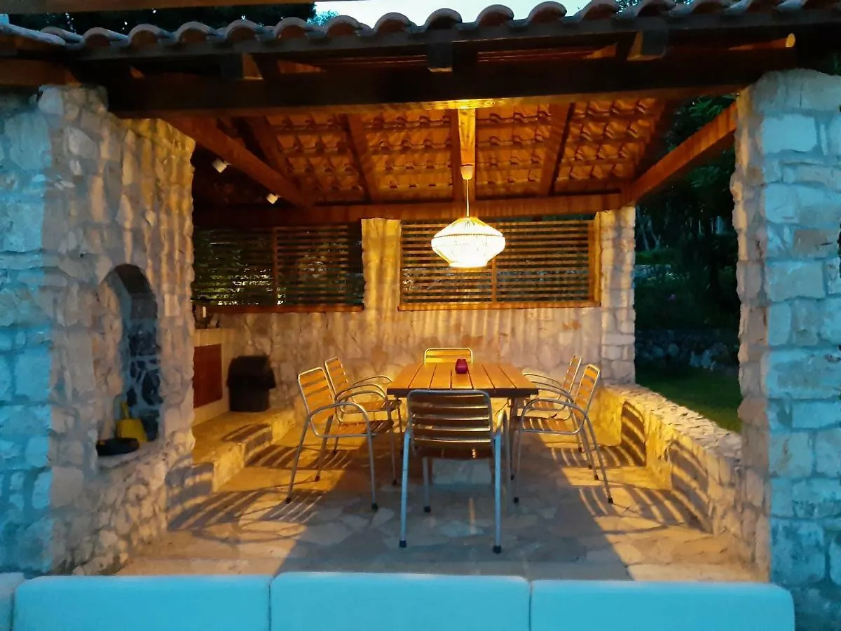 Beach Apartment More Seget Vranjica
